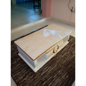 Coffee Table With Glass Top in Nairobi